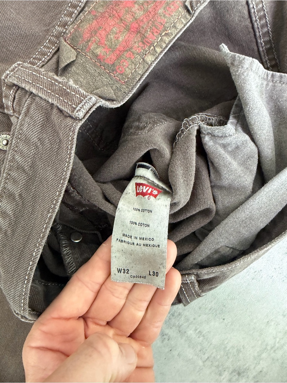 Vintage Levi’s 501 Brown Button Fly Baggy Jeans 33x30 - Picture 5 of 10